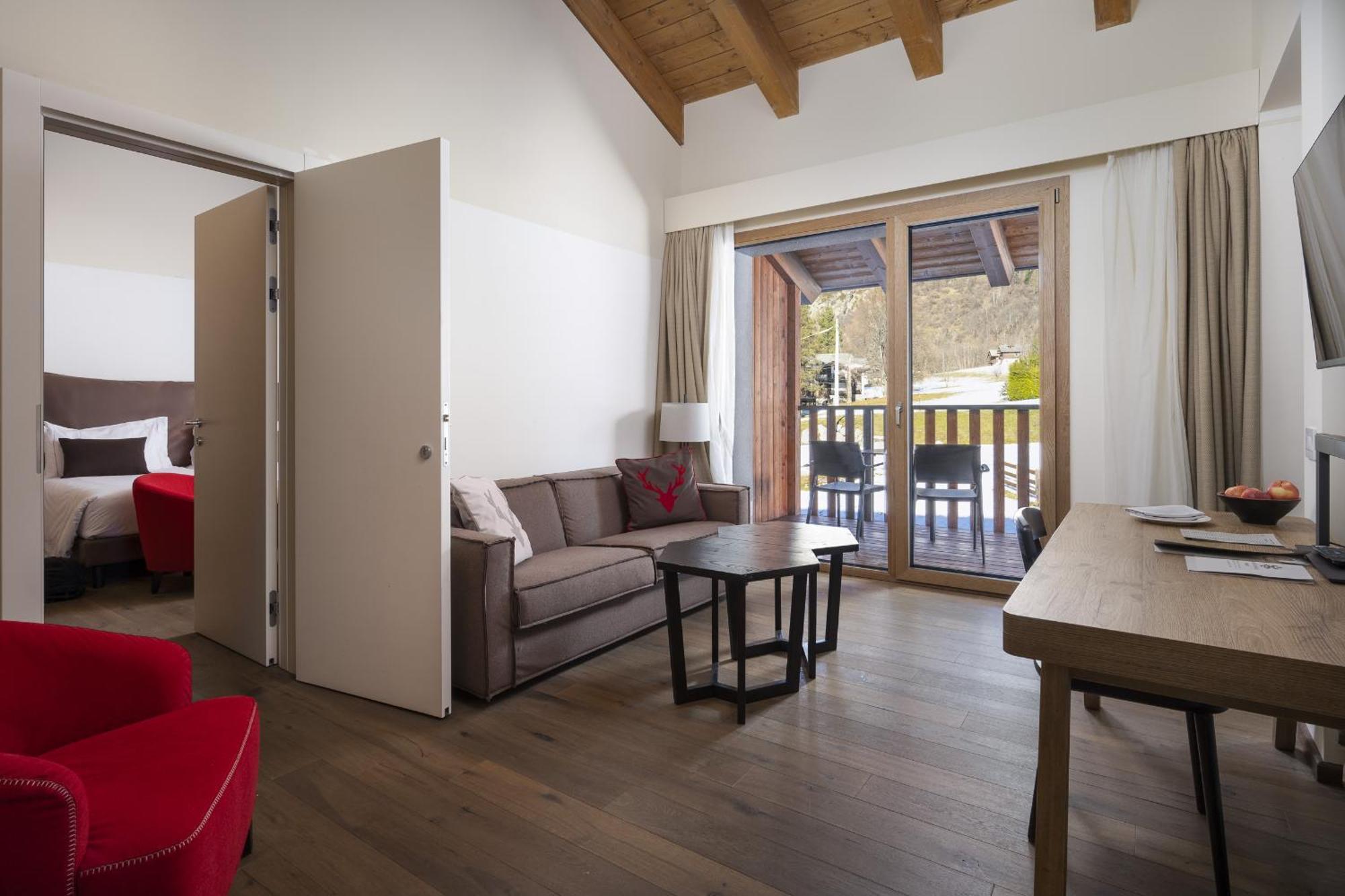Grand Hotel Courmayeur Mont Blanc, By R Collection Hotels Dış mekan fotoğraf