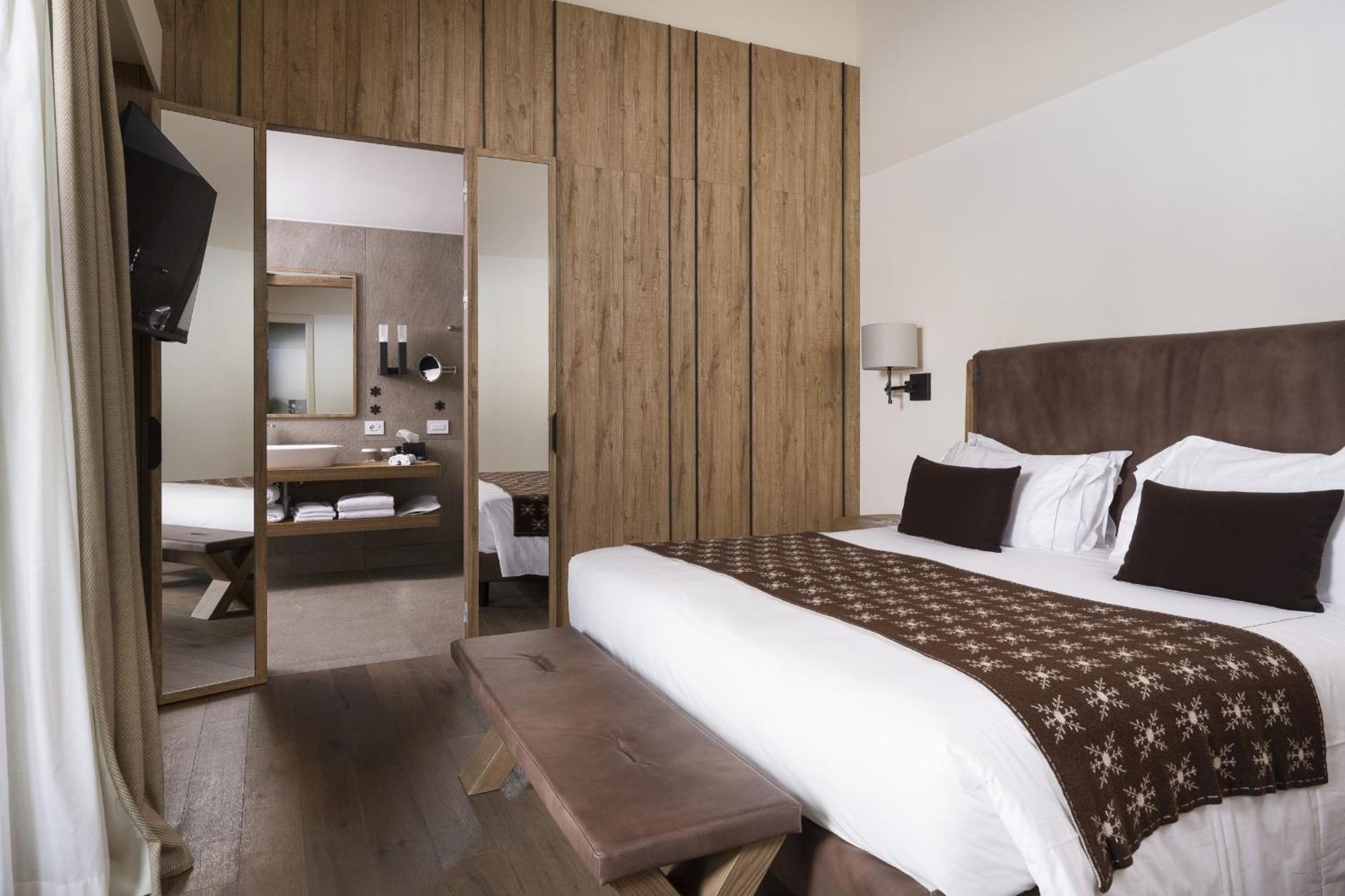 Grand Hotel Courmayeur Mont Blanc, By R Collection Hotels Dış mekan fotoğraf