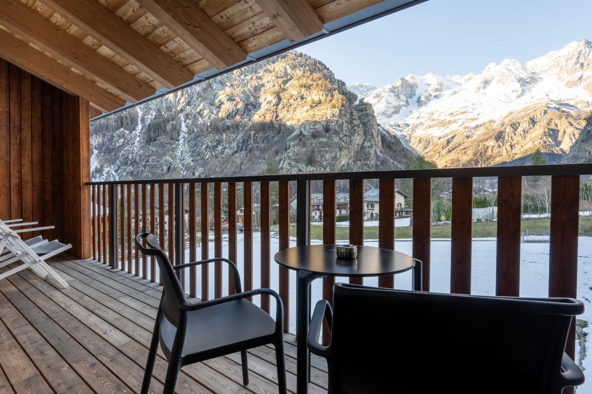 Grand Hotel Courmayeur Mont Blanc, By R Collection Hotels Dış mekan fotoğraf