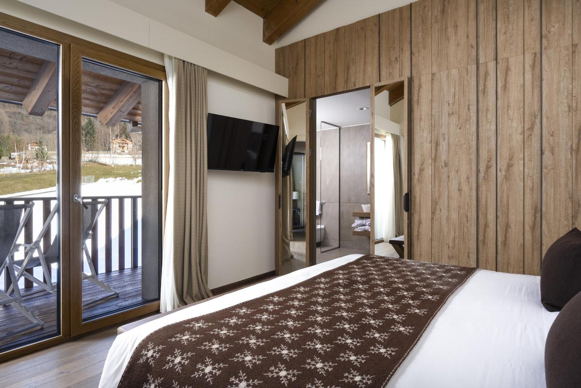 Grand Hotel Courmayeur Mont Blanc, By R Collection Hotels Oda fotoğraf